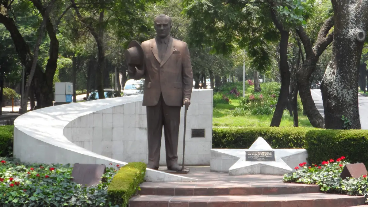Atatürk’ün Heykellerinin ve Anıtlarının Bulunduğu Ülkeler