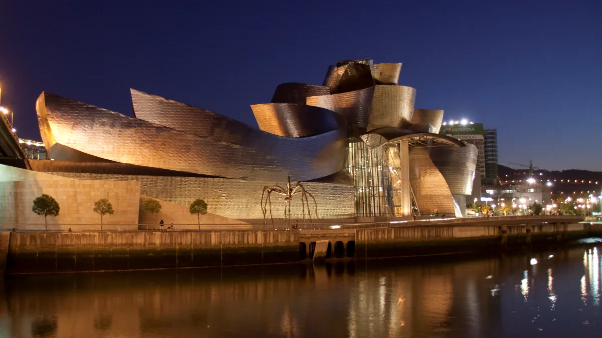 Guggenheim Müzesi (Bilbao) Rehberi: Özellikleri, Ziyaret Saatleri, Giriş Ücreti